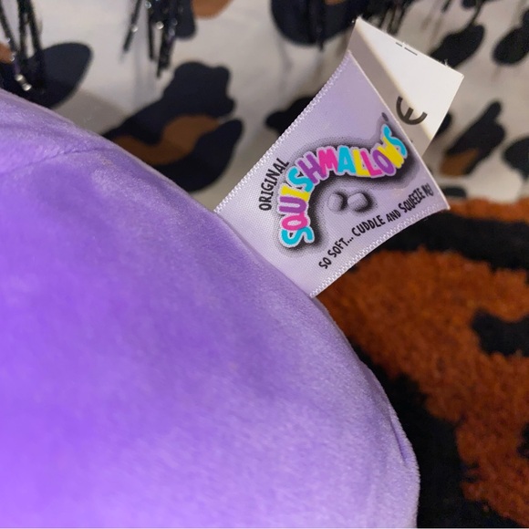 SQUISHMALLOWS WINNIE THE WITCH PLUSH PILLOW TOY - Picture 4 of 4